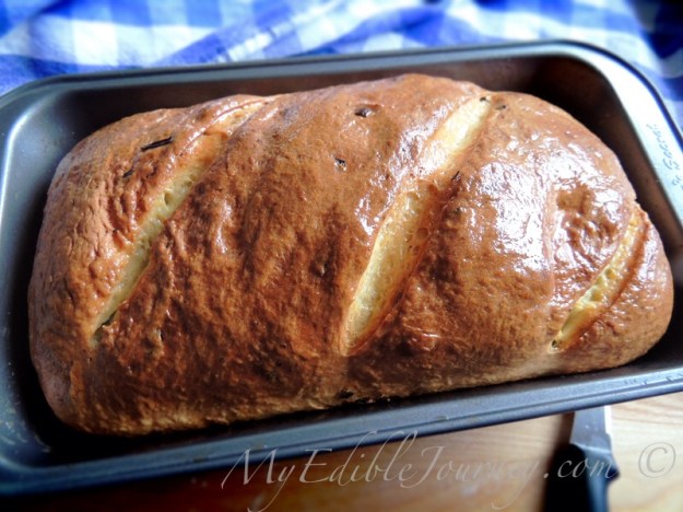 Butter Brushed Chive Bread from My Edible Journey via Mama_B