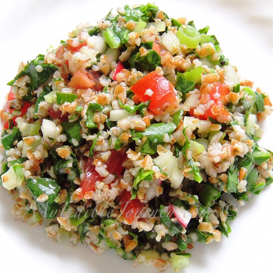 Bulgur and Spinach Salad| My Edible Journey