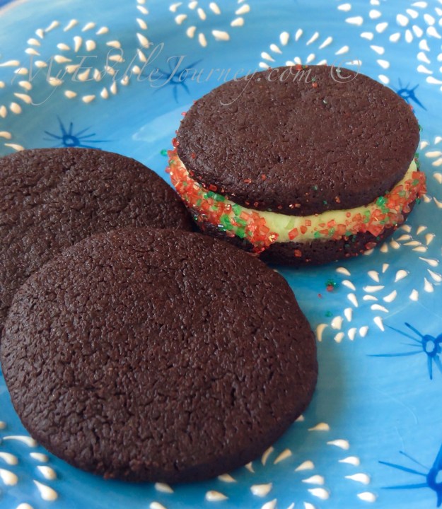 Chocolate mint sandwich cookies | My Edible Journey
