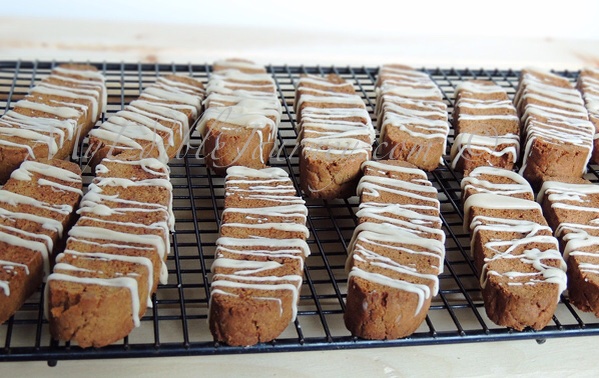 Gingersnap Biscotti | My Edible Journey